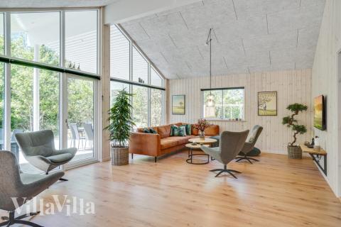 Sofahjørnet i luksushus 494 i Nordjylland.