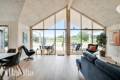 Sofahjørnet i luksushus 501 i Nordsjælland.