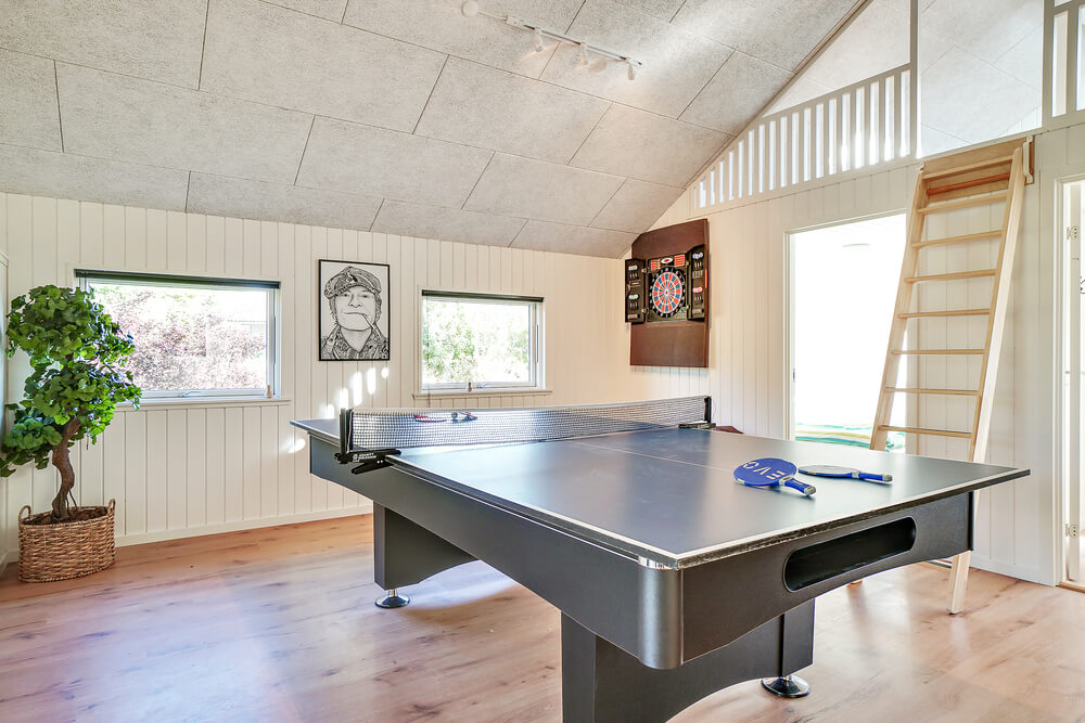 Ud over de mange timer, man kan bruge i husets pool-afdeling, så byder luksushus 504 også på billard/bordtennis og dart