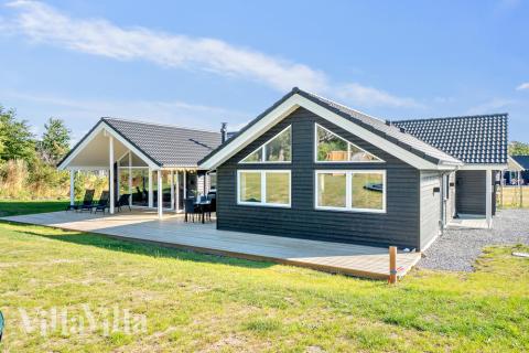 Flot sommerhus nr. 504 med god plads til op til 14 personer