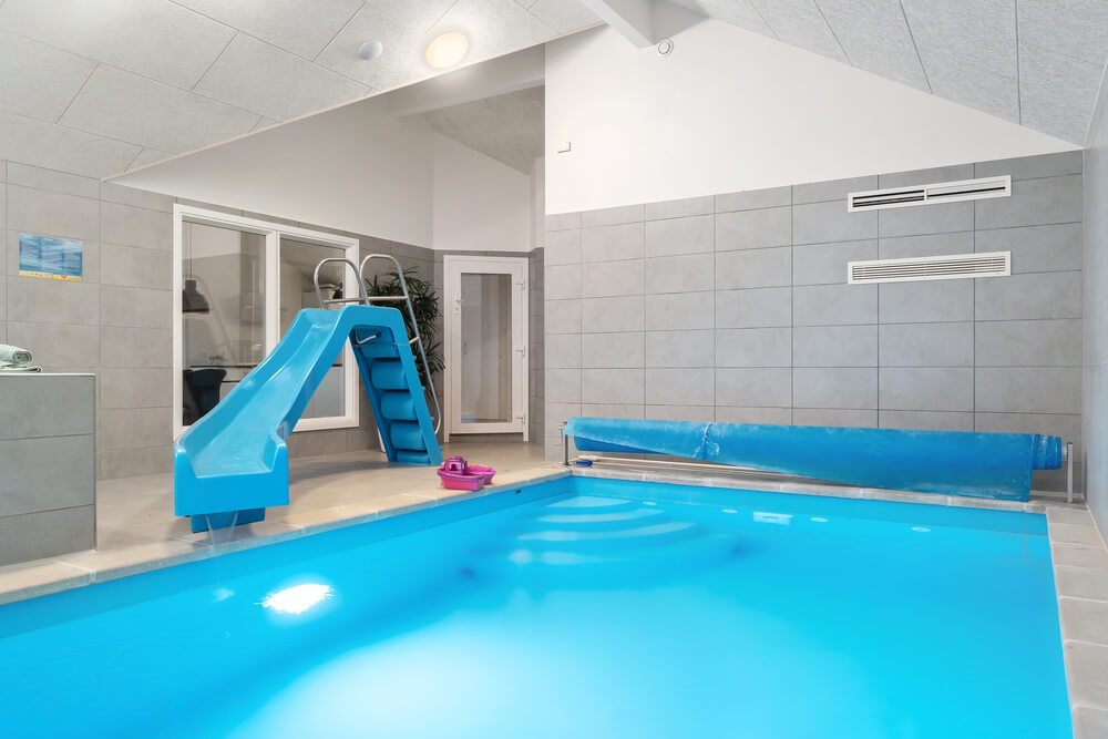 Den lækre pool i luksushuse nr. 726 til 18 personer