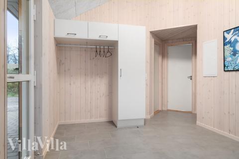 Den rummelige entre i luksushus nr. 730 i Tyskland