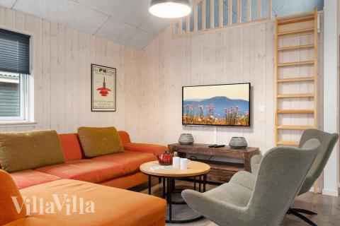 Luksushus 727 til 24 personer byder på et stort aktivitetsrum med bl.a. billard og dart