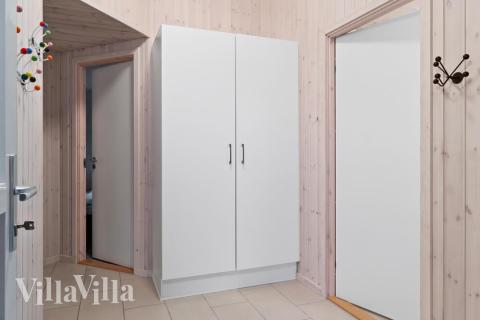 Den rummelige entre i luksushus nr. 732 i Tyskland