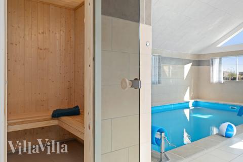 Nyd varmen i saunaen i luksushus nr. 731 til 20 personer