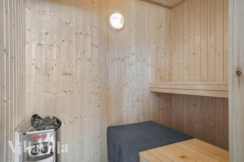 Nyd varmen i saunaen i luksushus nr. 503 til 18 personer