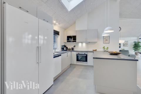 Velindrettet køkken i luksushus nr. 511 i Lolland/Falster/Møn.