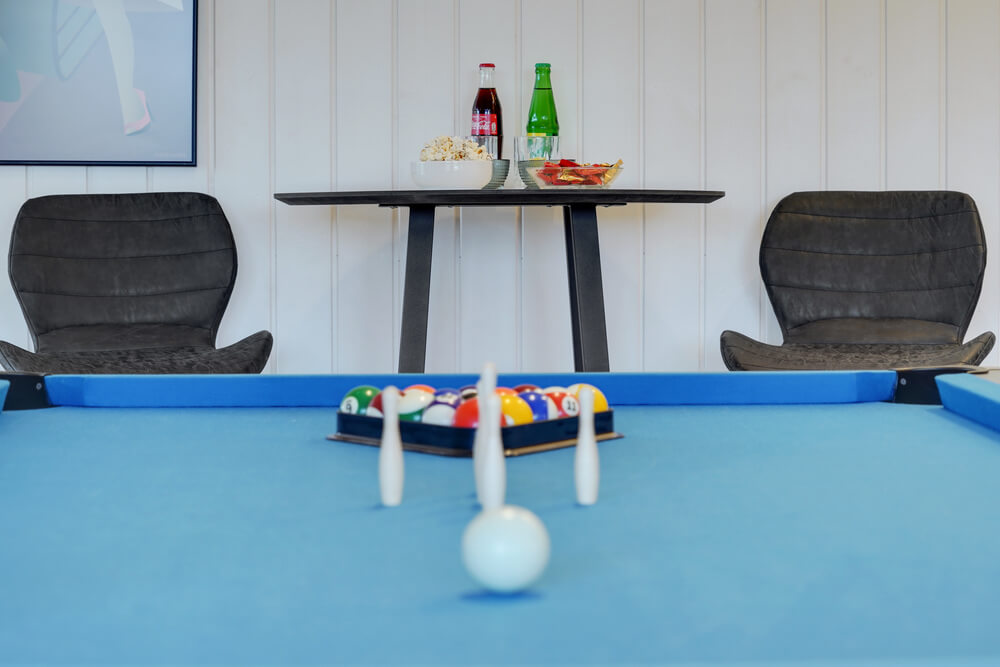 Ud over de mange timer, man kan bruge i husets pool-afdeling, så byder luksushus 511 også på billard/bordtennis og dart