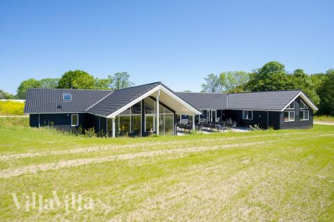 Dette skønne poolhus nr. 491 med plads til 30 personer ligger i Sydjylland