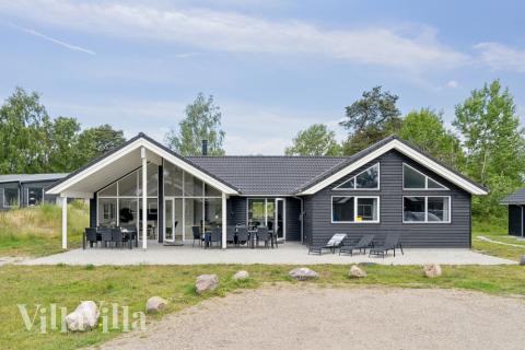 Luksushus nr. 509 har en dejlig terrasse med gode havemøbler til 16 personer.