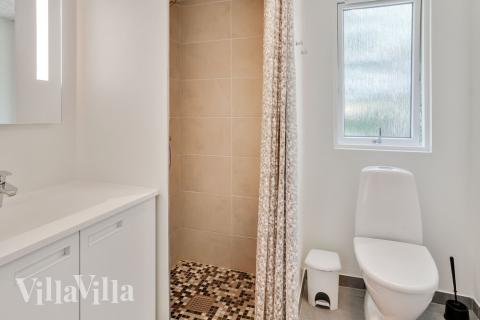 Ét af badeværelserne i luksushus nr. 515