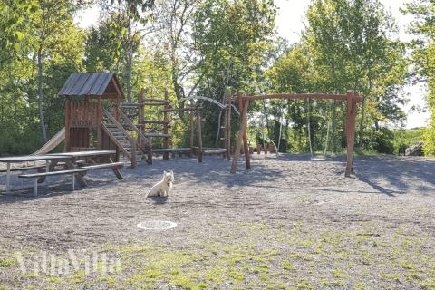 Det skønne område Lolland/Falster/Møn indbyder til et ophold i luksushus nr. 515.