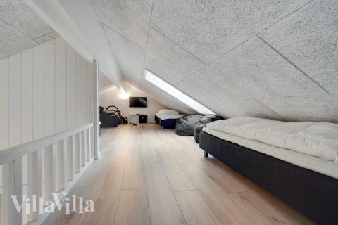 Nogle af de 18 sovepladser findes på hemsen i luksushus nr. 517