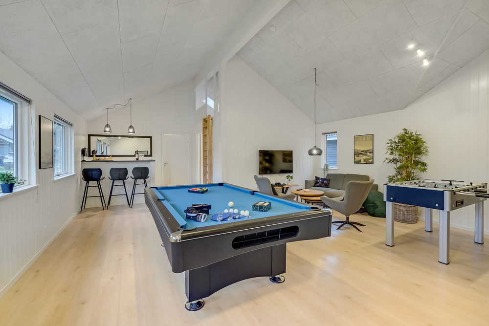Ud over de mange timer, man kan bruge i husets pool-afdeling, så byder luksushus 507 også på billard/bordtennis og dart