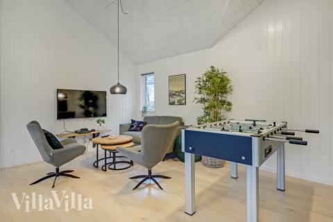 Aktivitetsrum i luksushus nr. 507 med 7 soveværelser og plads til 18 personer.