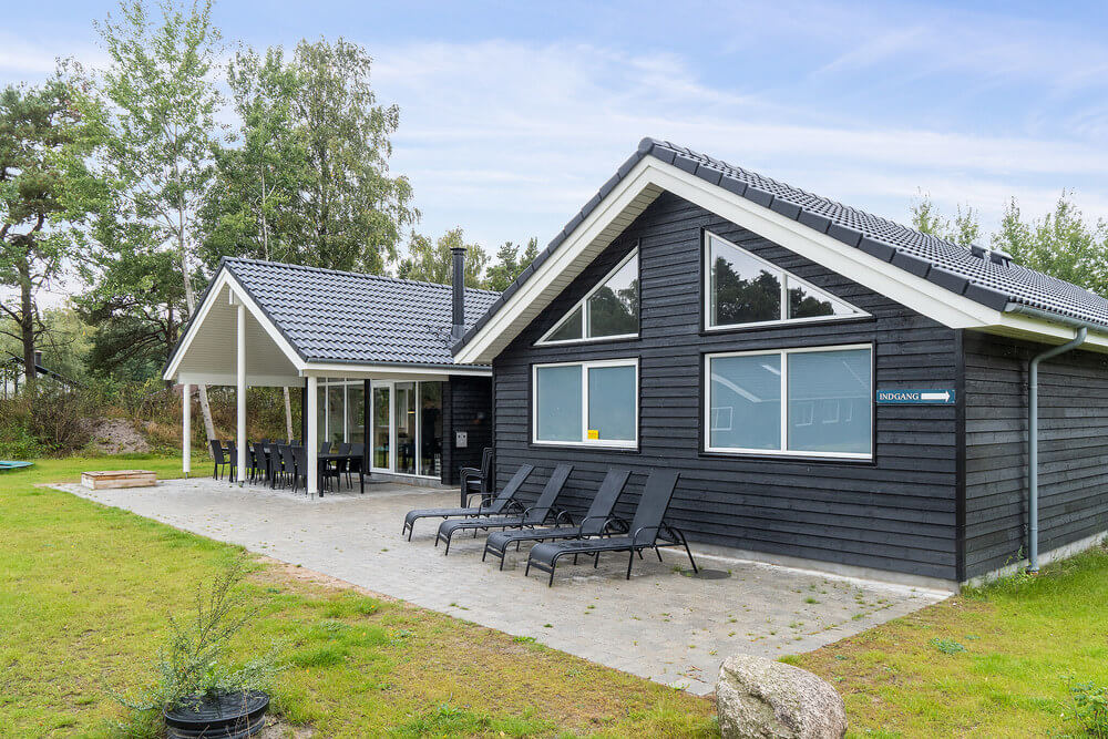 Nyd en grillaften på terrassen i luksushus nr. 506 i Lolland/Falster/Møn