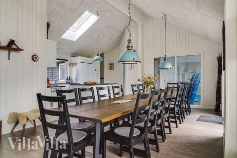 Det store lyse opholdrum i luksushus nr. 506 til 18.