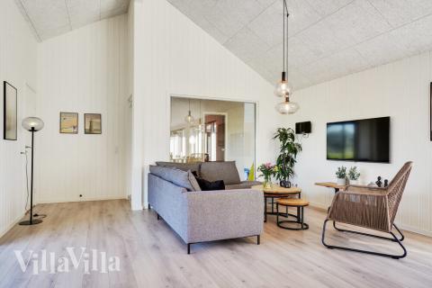 Opholdsrum med plads til 26 i luksushus nr. 497.