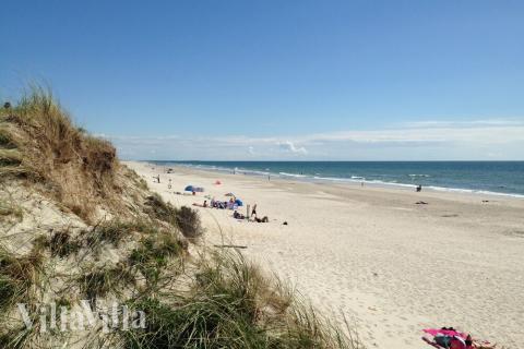 Den dejlige strand nær luksushus 498 ved Vestjylland.