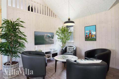 Sofahjørnet i luksushus 498 i Vestjylland.