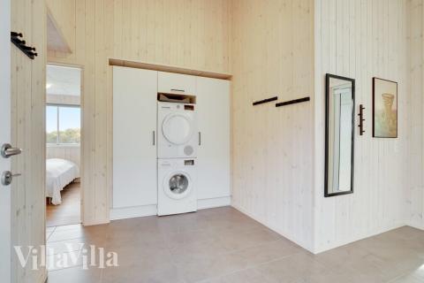 Den rummelige entre i luksushus nr. 521 i Sydjylland