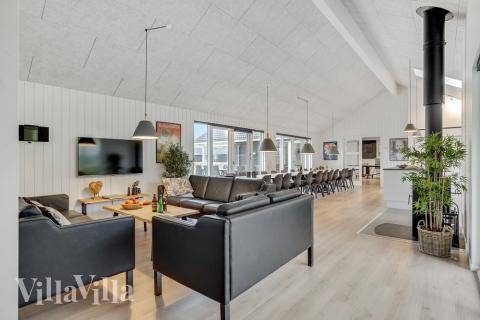 Sofahjørnet i luksushus 496 i Sydjylland.