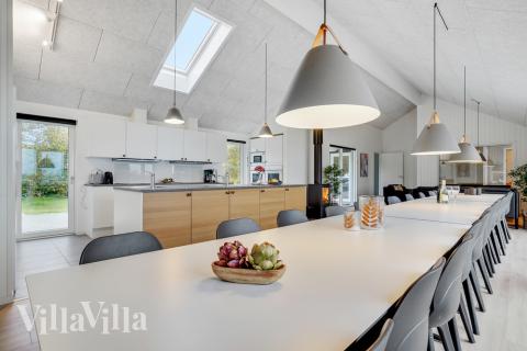 Opholdsrum med plads til 26 i luksushus nr. 496.