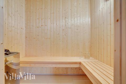 Nyd varmen i saunaen i luksushus nr. 508 til 20 personer