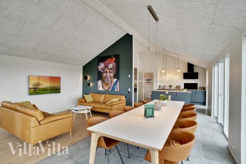 Sofahjørnet i luksushus 514 i Nordjylland.