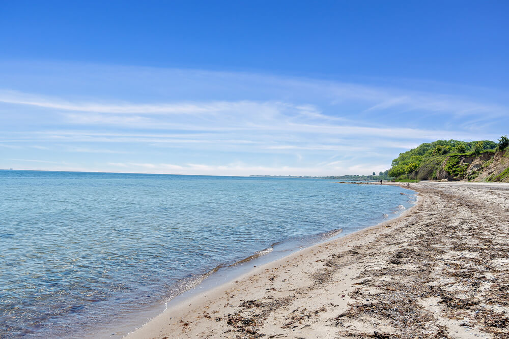 Stranden nær luksushus nr. 526.