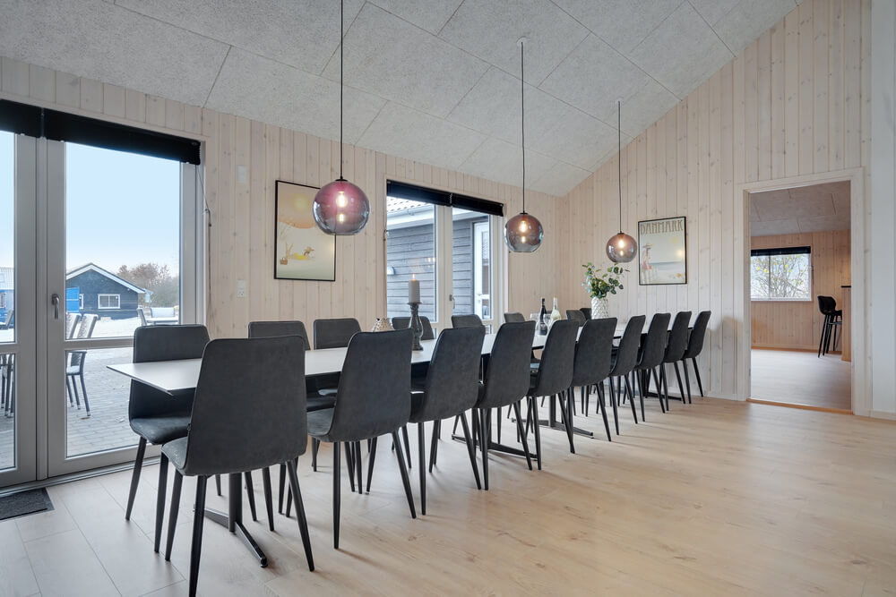 Opholdsrum med plads til 20 i luksushus nr. 526.