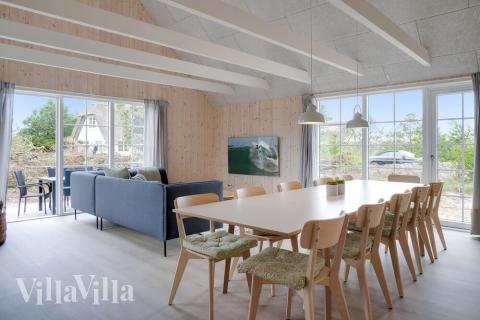 Sofaen i luksushus 518 i Vestjylland indbyder til brætspil eller at se en film sammen.