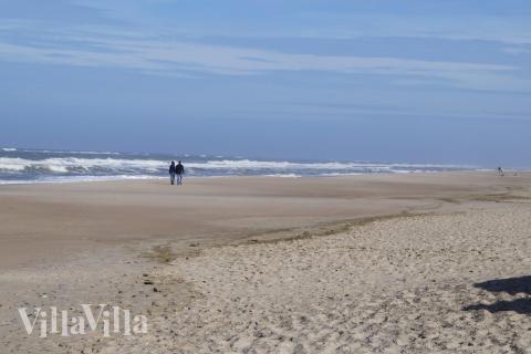 Den dejlige strand nær luksushus 528 ved Vestjylland.