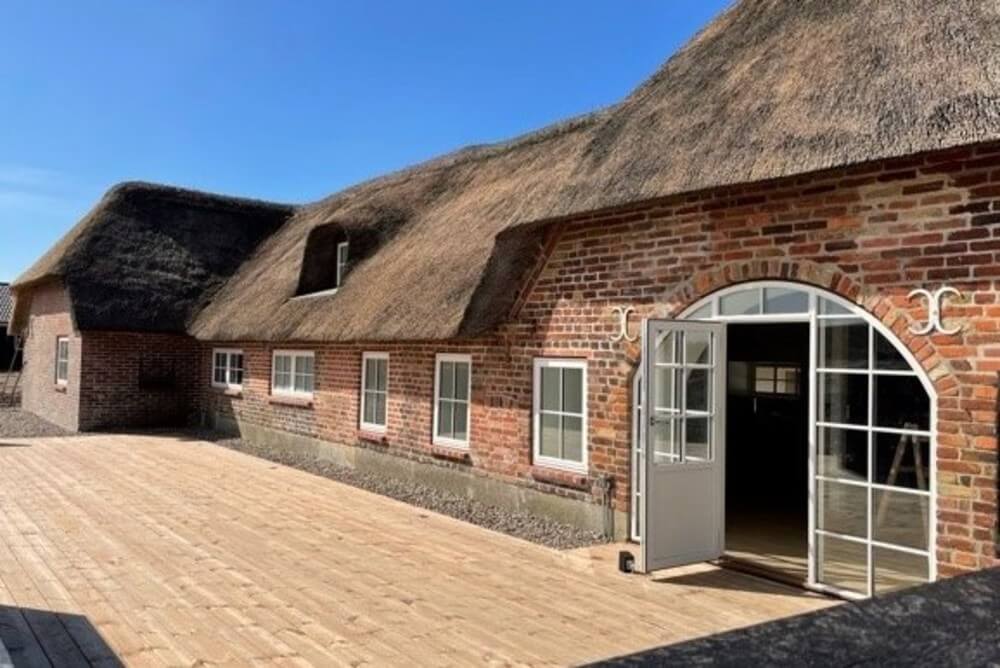 Flot sommerhus nr. 528 med god plads til op til 28 personer