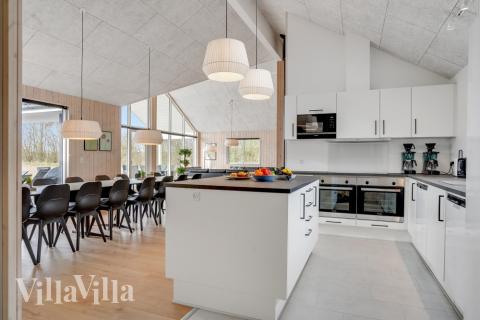 Velindrettet køkken i luksushus nr. 488 i Sydjylland.