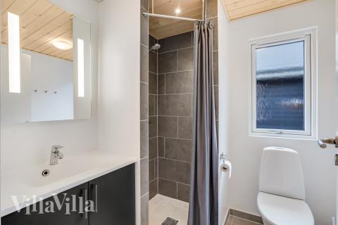 Ét af badeværelserne i luksushus nr. 527