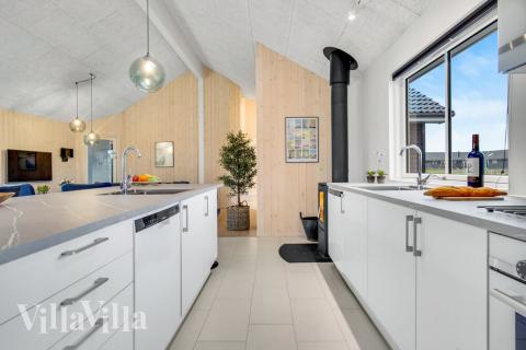 Velindrettet køkken i luksushus nr. 529 i Nordjylland.