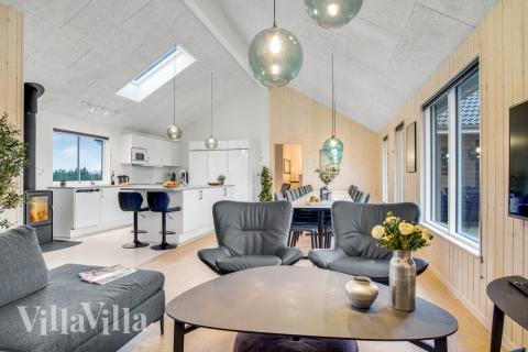 Sofahjørnet i luksushus 529 i Nordjylland.