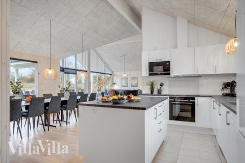 Velindrettet køkken i luksushus nr. 524 i Sydjylland.