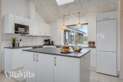 Køkkenet i luksushus nr. 524 er godt indrettet.