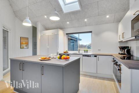 Velindrettet køkken i luksushus nr. 537 i Sydjylland.