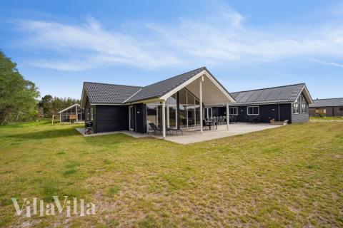 Dette skønne poolhus nr. 535 med plads til 20 personer ligger i Vestjylland