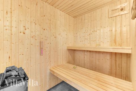 Luksushus nr. 539 er blandt andet udstyrret med en dejlig sauna.