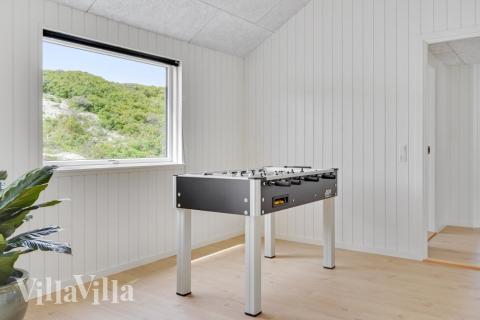 Ud over de mange timer, man kan bruge i husets pool-afdeling, så byder luksushus 541 også på billard/bordtennis og dart