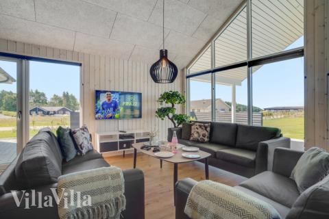 Sofahjørnet i luksushus 542 i Limfjorden.