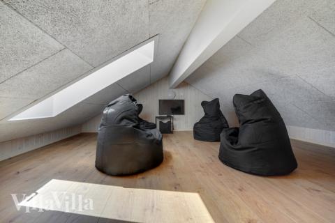 Nogle af de 26 sovepladser findes på hemsen i luksushus nr. 542