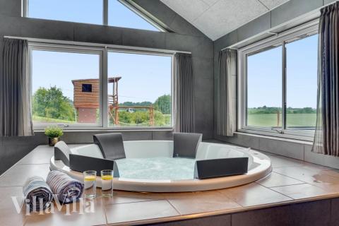 Luksushus nr. 546 er blandt andet udstyrret med en dejlig sauna.