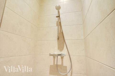 Ét af badeværelserne i luksushus nr. 544