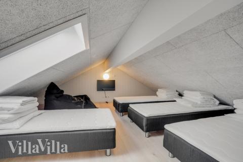 Nogle af de 14 sovepladser findes på hemsen i luksushus nr. 540