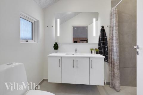 Ét af badeværelserne i luksushus nr. 550